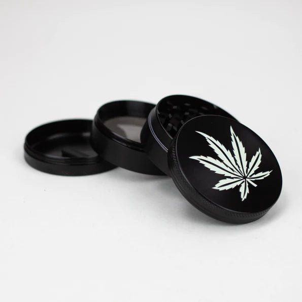 Glow In the Dark Grinder en 4 parties 63MM