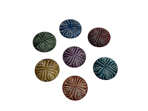 ZenN - Seven Chakras Colours w/ Engraving Pebble Ash Catcher